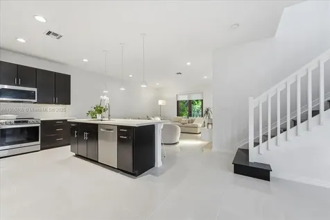 617 NE 191st Street Miami FL 33179
