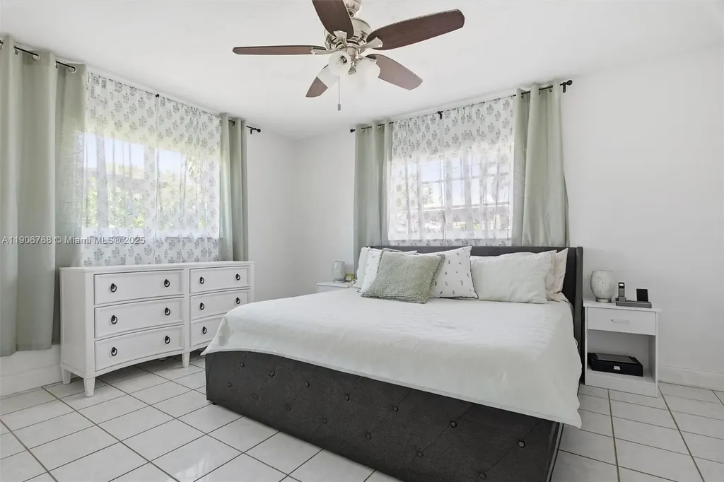 7511 Taylor Street Hollywood FL 33024