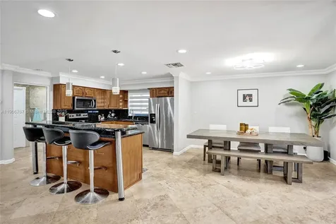 9350 NW 43rd Manor Sunrise FL 33351