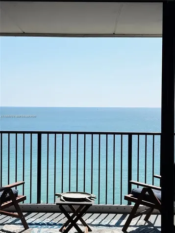 2101 S Ocean Drive Hollywood FL 33019