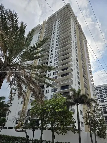2101 S Ocean Drive Hollywood FL 33019