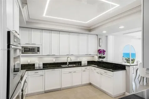 20201 E Country Club Drive Aventura FL 33180