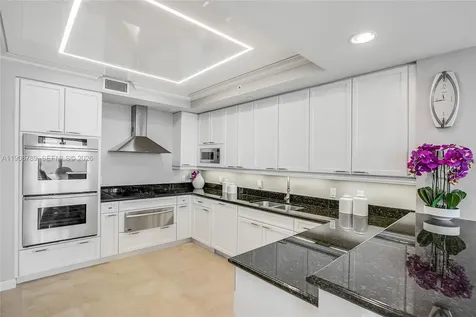 20201 E Country Club Drive Aventura FL 33180
