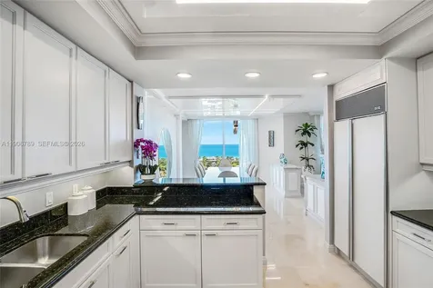 20201 E Country Club Drive Aventura FL 33180
