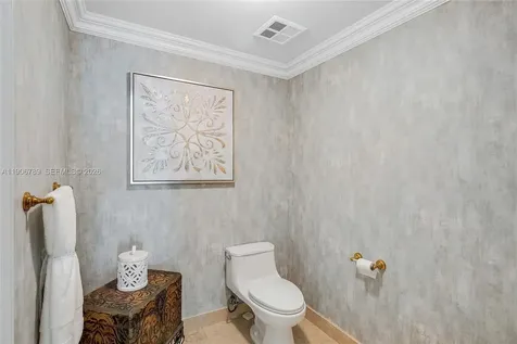 20201 E Country Club Drive Aventura FL 33180