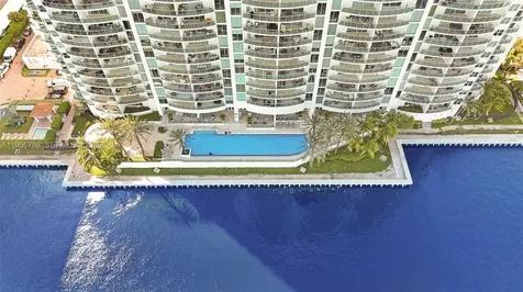 20201 E Country Club Drive Aventura FL 33180