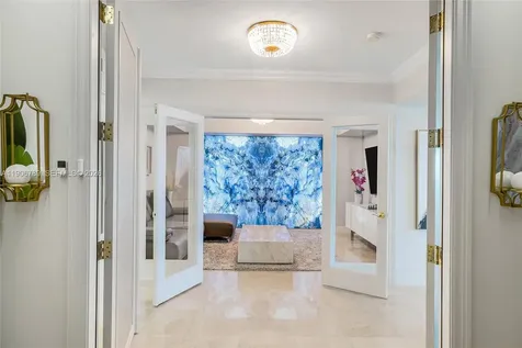20201 E Country Club Drive Aventura FL 33180