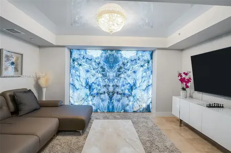 20201 E Country Club Drive Aventura FL 33180