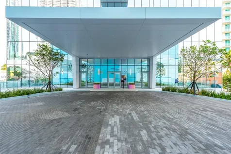 700 NE 26th Terrace Miami FL 33137
