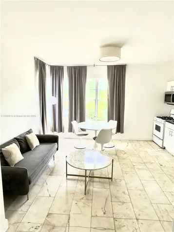 1526 Pennsylvania Avenue Miami Beach FL 33139