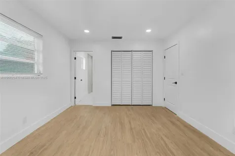 4020 N 67th Avenue Hollywood FL 33024