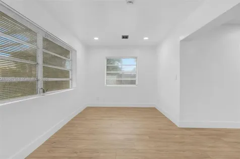 4020 N 67th Avenue Hollywood FL 33024