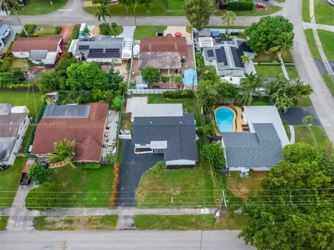 4020 N 67th Avenue Hollywood FL 33024