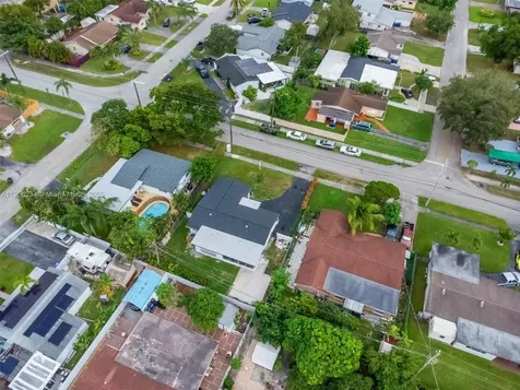 4020 N 67th Avenue Hollywood FL 33024