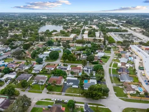 4020 N 67th Avenue Hollywood FL 33024