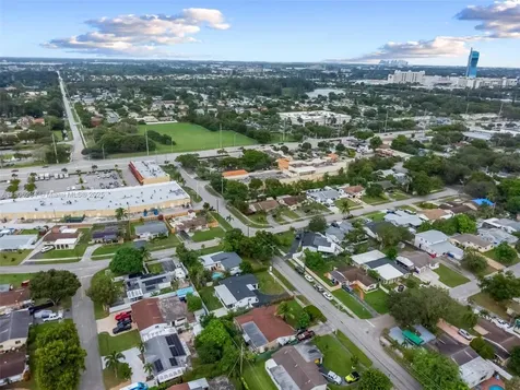 4020 N 67th Avenue Hollywood FL 33024