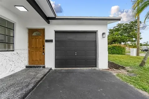 4020 N 67th Avenue Hollywood FL 33024