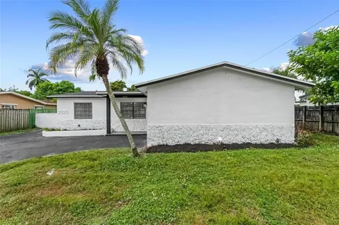 4020 N 67th Avenue Hollywood FL 33024