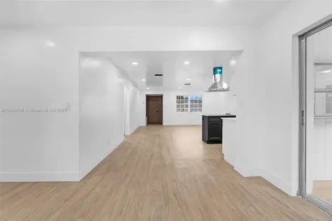 4020 N 67th Avenue Hollywood FL 33024