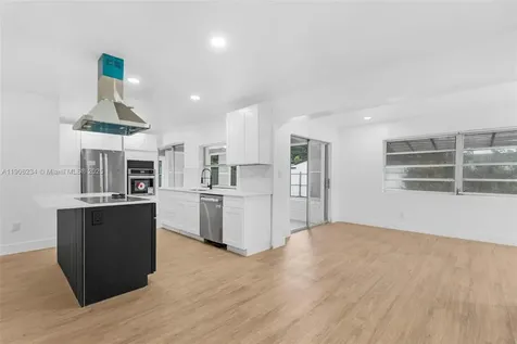4020 N 67th Avenue Hollywood FL 33024