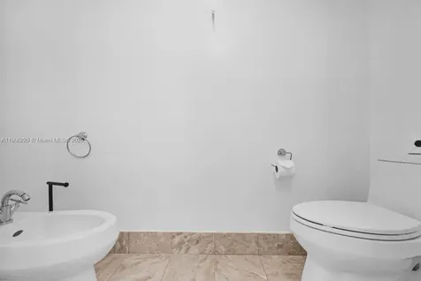 1435 Brickell Avenue Miami FL 33131