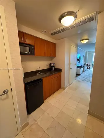 18001 Collins Avenue Sunny Isles Beach FL 33160
