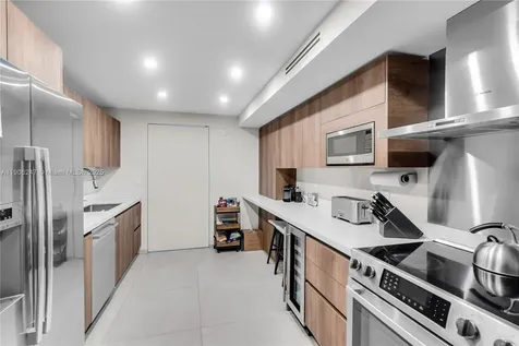 3 Grove Isle Drive Miami FL 33133