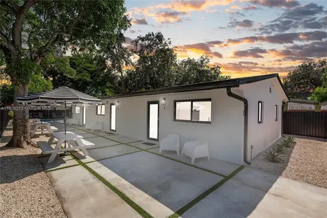 256 NW 57th Street Miami FL 33127
