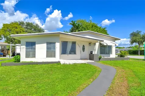 1499 NE 174th Street North Miami Beach FL 33162