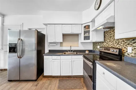 1499 NE 174th Street North Miami Beach FL 33162