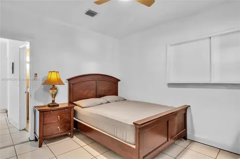 1499 NE 174th Street North Miami Beach FL 33162