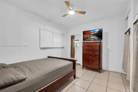 1499 NE 174th Street North Miami Beach FL 33162