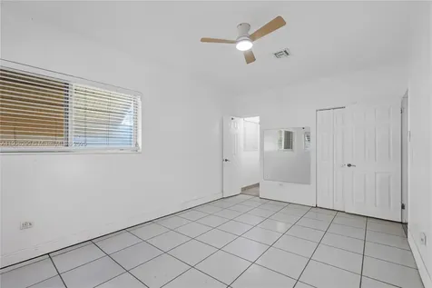 1499 NE 174th Street North Miami Beach FL 33162