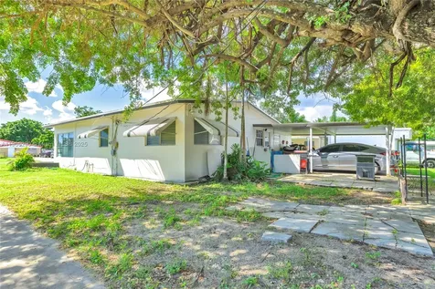 1499 NE 174th Street North Miami Beach FL 33162