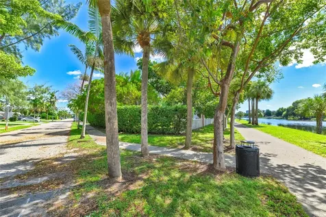1499 NE 174th Street North Miami Beach FL 33162