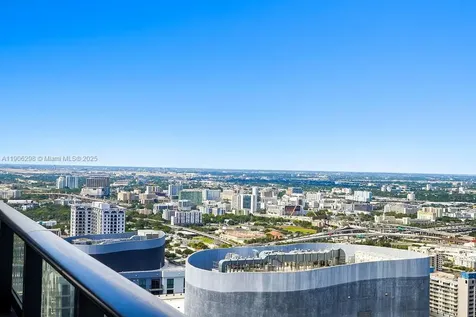 Miami FL 33132