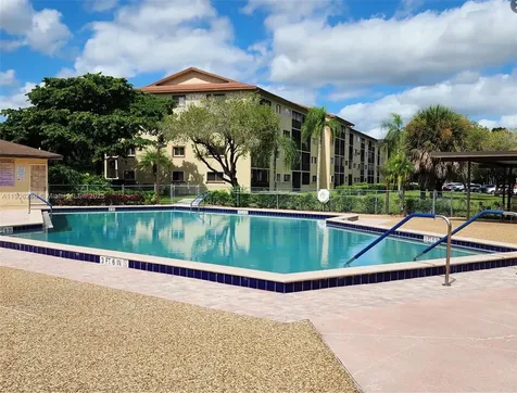 801 SW 138th Avenue Pembroke Pines FL 33027