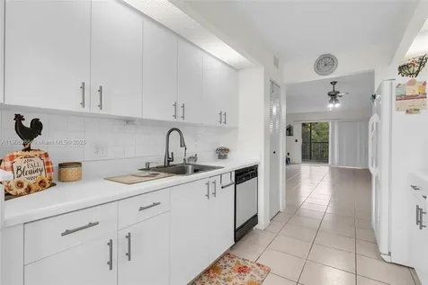 801 SW 138th Avenue Pembroke Pines FL 33027