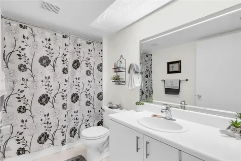 801 SW 138th Avenue Pembroke Pines FL 33027