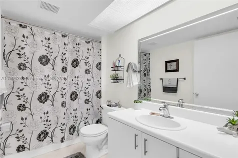 801 SW 138th Avenue Pembroke Pines FL 33027