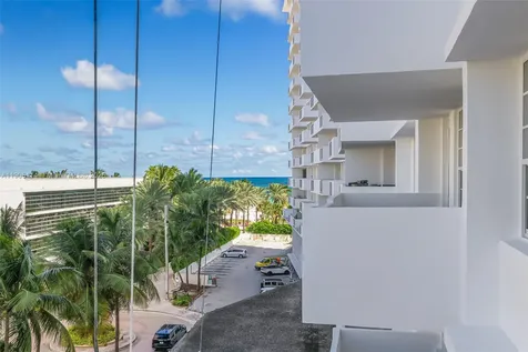 100 Lincoln Road Miami Beach FL 33139