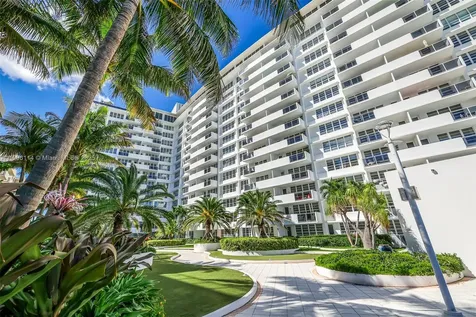 100 Lincoln Road Miami Beach FL 33139