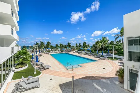 100 Lincoln Road Miami Beach FL 33139