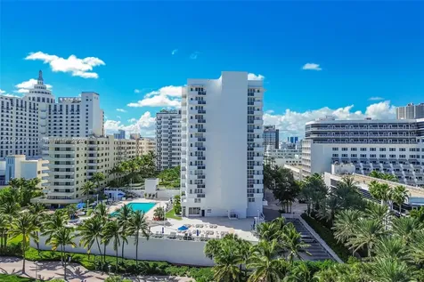 100 Lincoln Road Miami Beach FL 33139