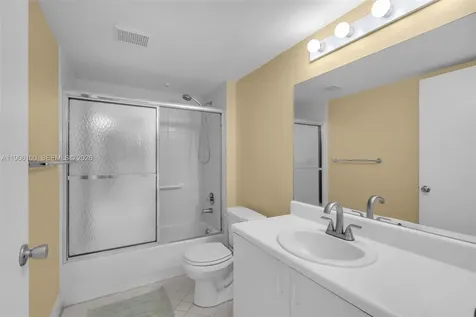 550 SW 137th Avenue Pembroke Pines FL 33027