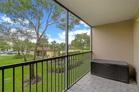 550 SW 137th Avenue Pembroke Pines FL 33027