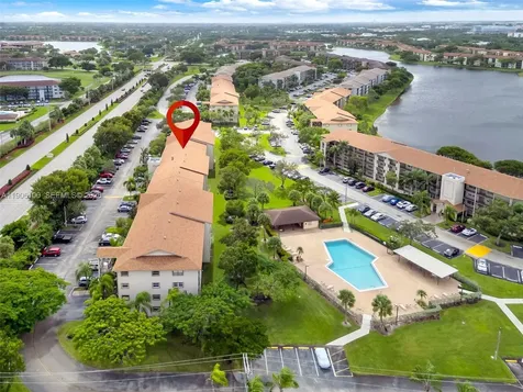 550 SW 137th Avenue Pembroke Pines FL 33027
