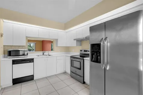 550 SW 137th Avenue Pembroke Pines FL 33027