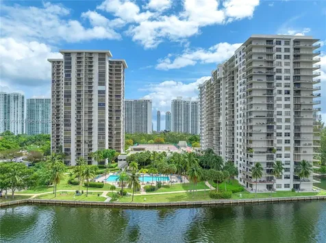 18181 NE 31st Court Aventura FL 33160