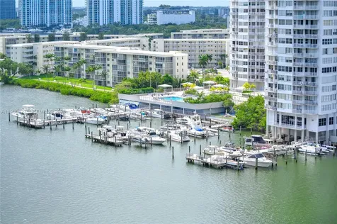 2801 NE 183rd Street Aventura FL 33160